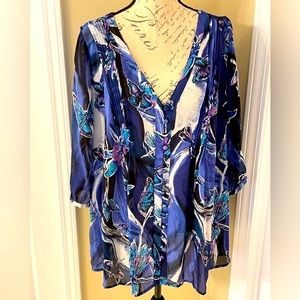 Lane Bryant | Dressy Floral Print Classic Button-Front VNeck Tunic Pintucks